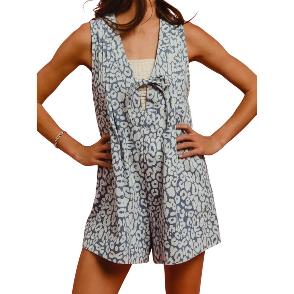 BIBI Leopard Animal Print Denim Romper Tie-Front Shortall One-Piece - Sz Small